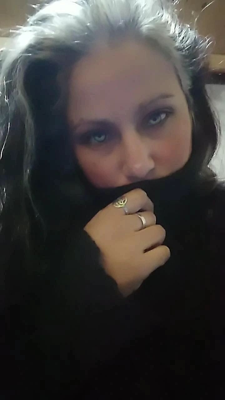 2329.veronica in LOOKY. . null