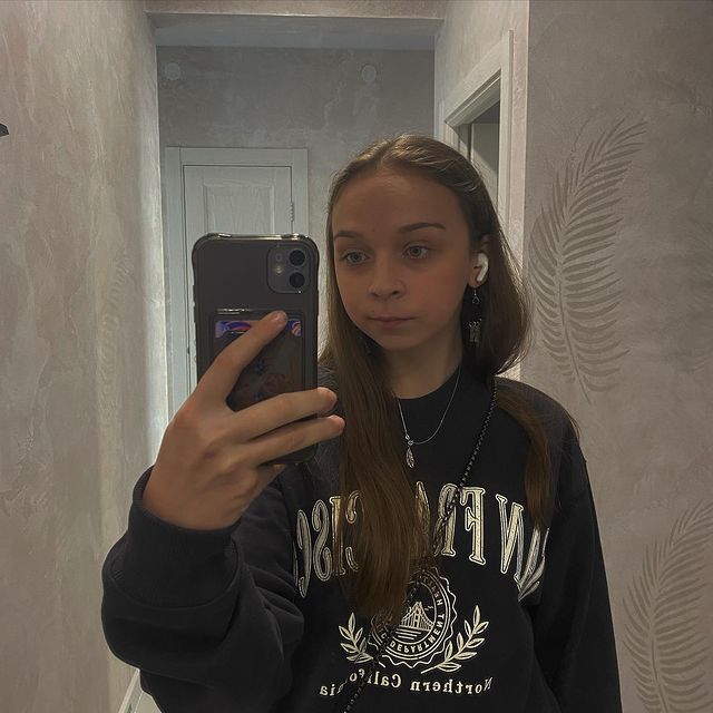lellaney.cute в LOOKY. #vogue,#fashion,#aesthetic,#aetheticgir|,#voguepolska,#rlook,#model,#style,#photography,#instagood,#love,#warszawa,#photo,#dress,#moda,#art,#photooftheday,#glamour,#moscow,#polishboy,#bag,#elle,#portrait,#luxury,#instafashion,#outfitoftheday,#summer,#girl,#magazine,#beauty. :(
#vogue #fashion #...
