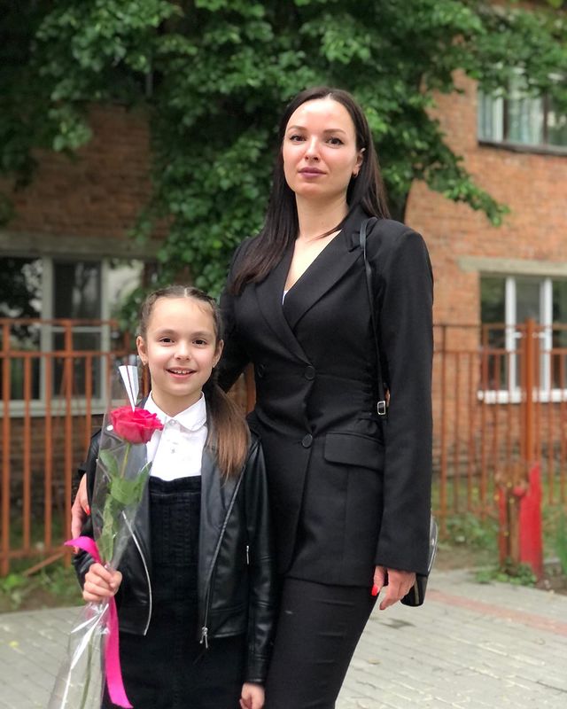 nadi_belova_ в LOOKY. . В музыкалке год зако...