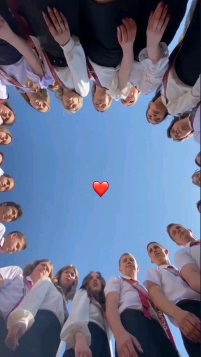 _vekuha_ в LOOKY. . Лучшие 💖
Класс года...