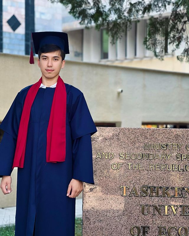 1rakhimov в LOOKY. . Graduation 👨‍🎓 Tas...