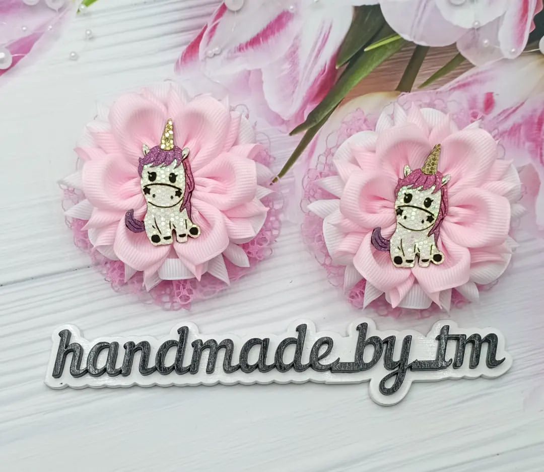 Для любительницы Единорожек 💖

💵 450 рублей пара 

☑️Под заказ. Срок 2-3 дня ___________________________________________________
☑️ Доставка 🚚 по тарифам Почты России.⠀
☑️ Возможна доставка любым способом 🚚🚕🚅✈️по предварительному согласованию
________________________________________________
#бантикиназаказ #бантикиручнойработы  #любимаядоча💕  #Ставрополь  #ручнаяработа #handmade  #бантикиединорожки #единорожки  #подарокдлядевочки #девочкитакидевочки #резиночкидлядевочки  #бантикиСтаврополь 
Все работы по тегу #handmade_by_tm