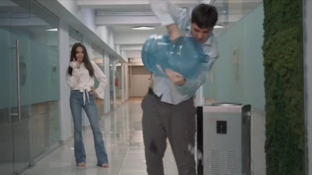etv.su в LOOKY. #фильмы. Когда вызвался помоч...