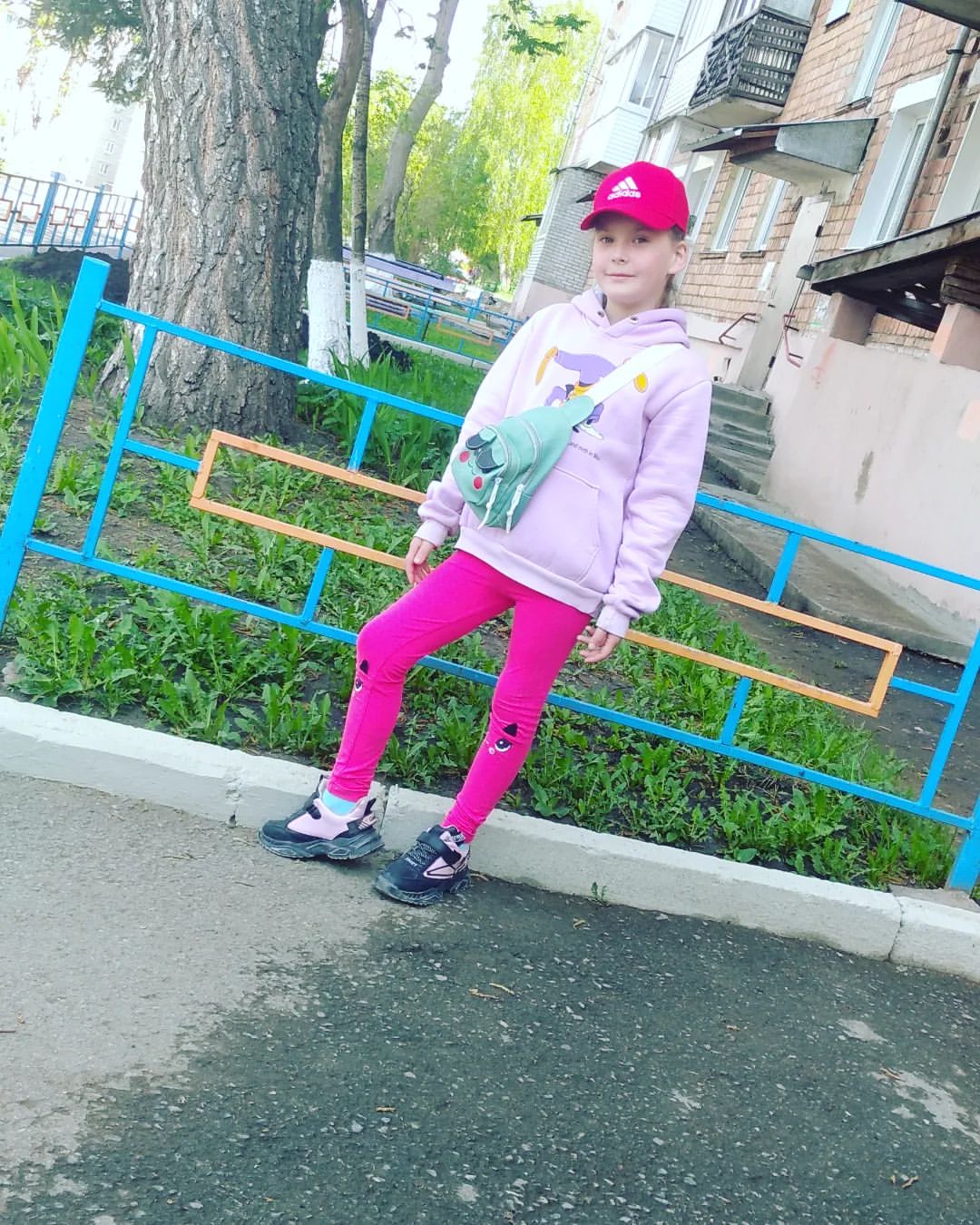 yana_kazankova_ in LOOKY. . null