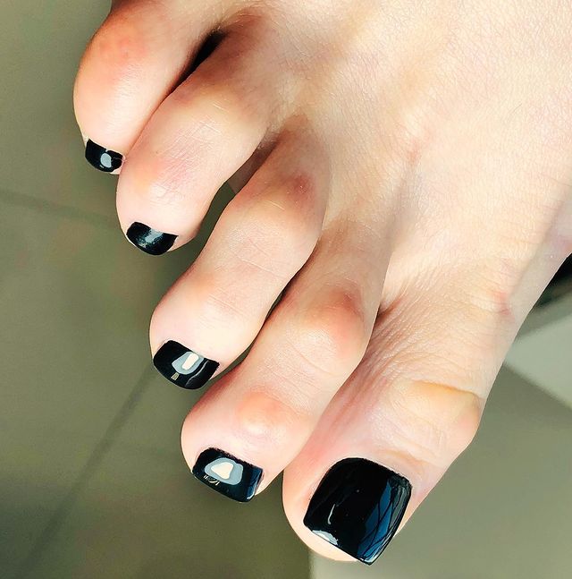 natysik_nails_mv в LOOKY. #педикюршеллак#аппаратныйманикюр#аппаратныйпедикюр#ногти#ногтитоп#педикюршеллак#минеральныеводы. Когда ножки в полном...