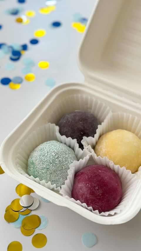 sladko_bakery.msk в LOOKY. #моти,#мотиназаказ,#мотимосква,#мотиназаказмосква,#mochi,#десертыназаказ,#низкокалорийноепитание,#низкокалорийныедесерты,#тортыназаказмосква,#десертыназаказмосква,#капкейкивмоскве. Скоро в наличии 🔥 
...