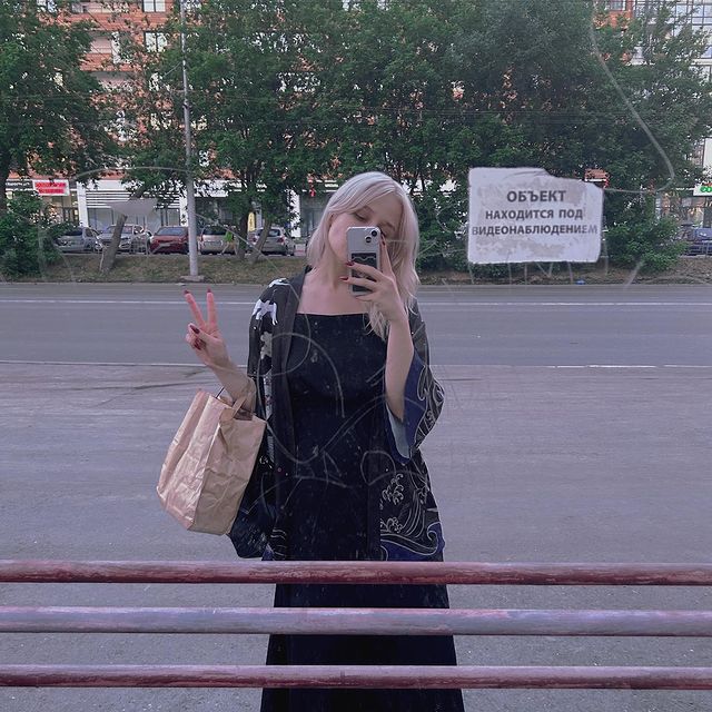 vi_morgan_ в LOOKY. . Monday