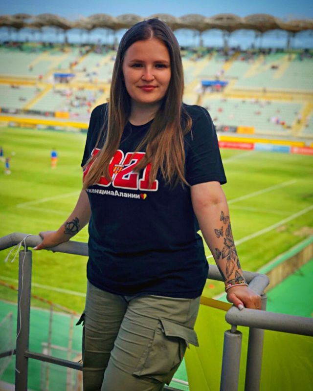 v.khnmrn в LOOKY. . Уже скучаю 🥹♥️💛
