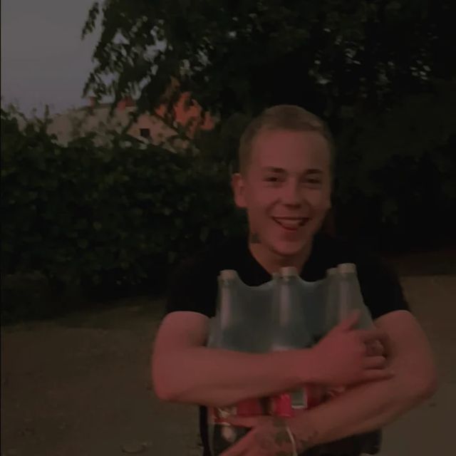 misha_volchik в LOOKY. . null