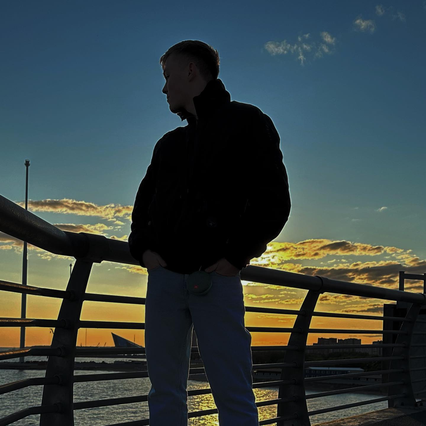 ruslan_nmiller в LOOKY. . null