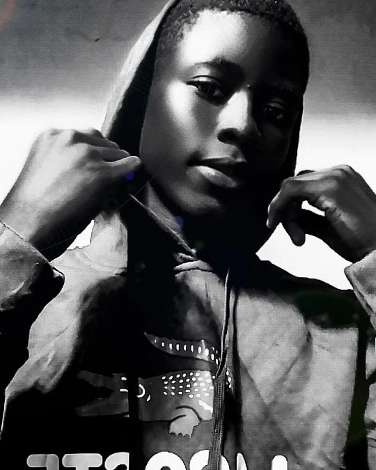 cano_millione в LOOKY — Noir et blanc c'est le thème