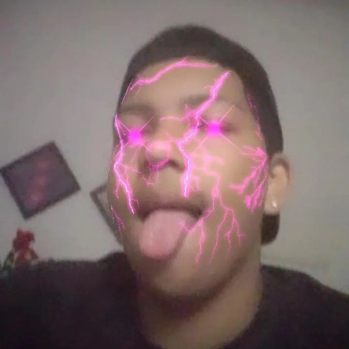 felixofcc in LOOKY. . null