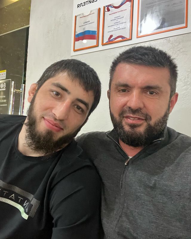 محمد علي ماجوميدوف в LOOKY. #друзья,#махачкала,#визаж,#паркленинскогокомсомола. #друзья #махачкала #...