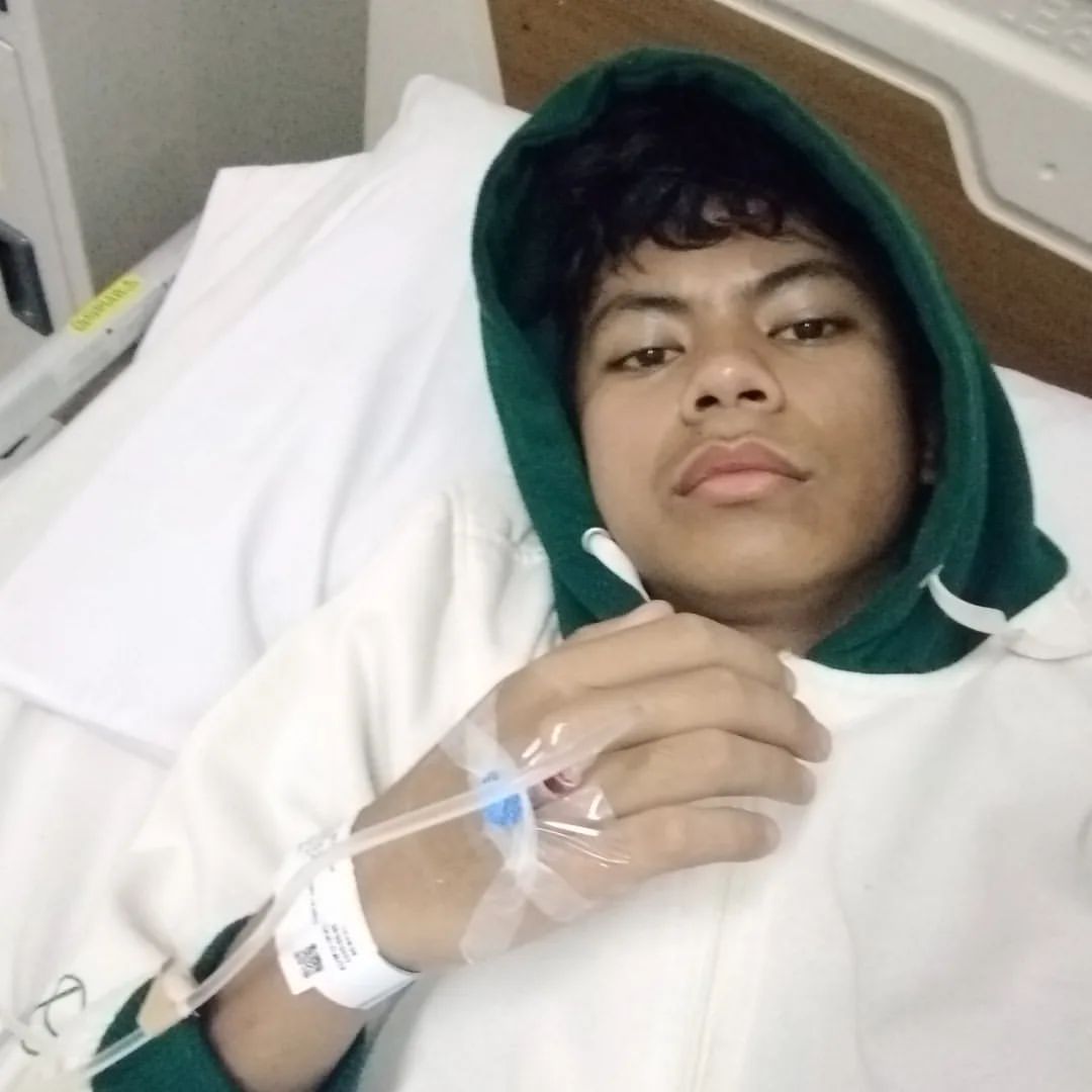 Di RS dulu semoga cepat sembuh🤲🙏