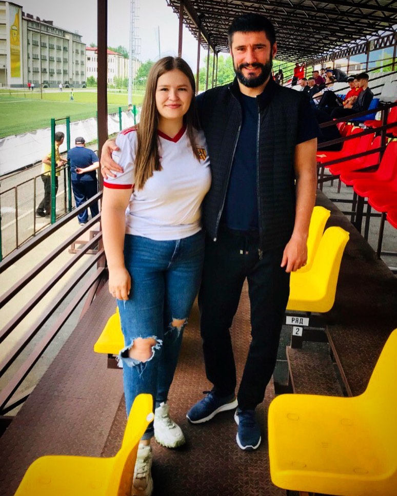 v.khnmrn в LOOKY — Спартак Артурович 🫶🏻♥️💛