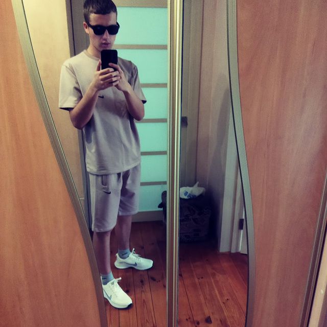 trustchil в LOOKY. . null