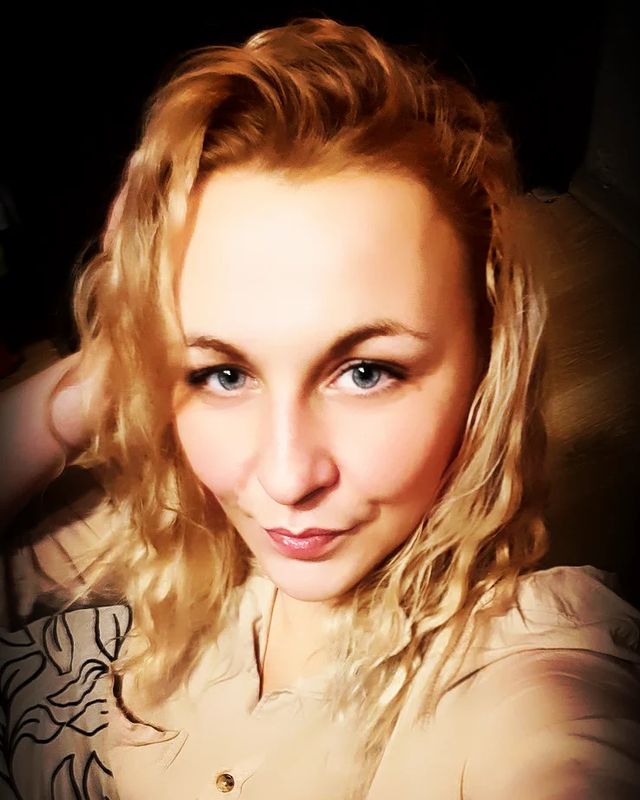 viktoriya_htorm_ в LOOKY. . null