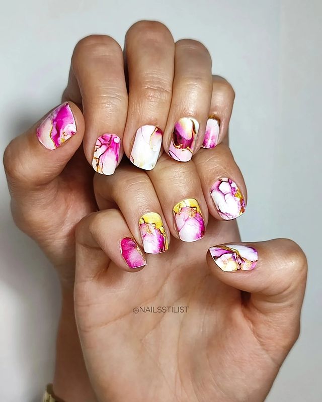 nailsstilist в LOOKY. #пленкиманикюр,#пленкинаногтях,#пленкиоренбург,#ногтиорен,#ногтиоренбург,#ногтиоренбург56,#маникюрорен,#маникюроренбург💅,#маникюроренбург,#гельлакоренбург,#ногтинежинка,#ногтиростоши,#ногтизолотойквартал,#топмастеров,#подкутикулу,#короткиеногтидизайн,#ногтилето2023. Тут должен был быть ...