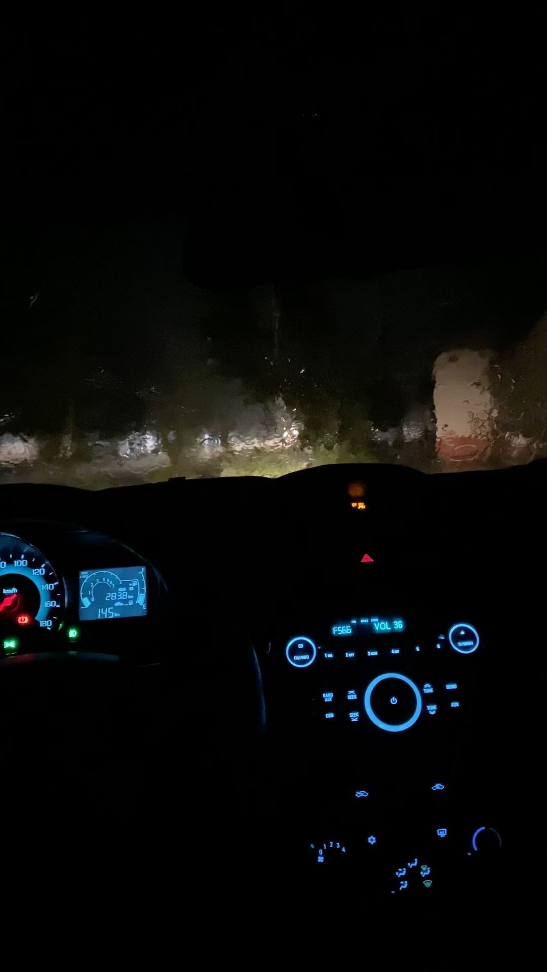 s.m_0770 в LOOKY. . 🌧️🌧️