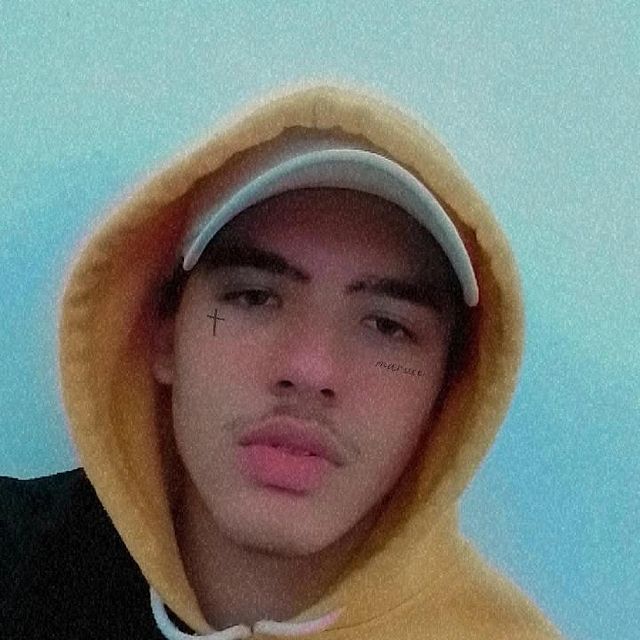 leal_lj в LOOKY. . 🤔 L <3 S