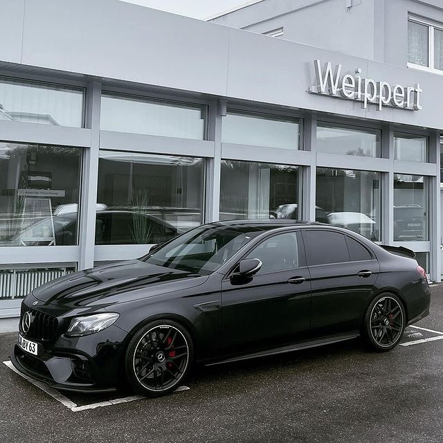 Amg в LOOKY. #brabus,#eclass,#4matic,#amg,#affalterbach,#cars,#kompressor,#amg63,#mercedesbenzamg,#amg63s,#w213,#e63,#e550,#brabus800,#amglovers,#amgperformance,#amgclub,#amglife,#amgpower,#amggang,#amglove,#63amg,#luxurycars,#v8biturbo. E63s W213

#brabus #...