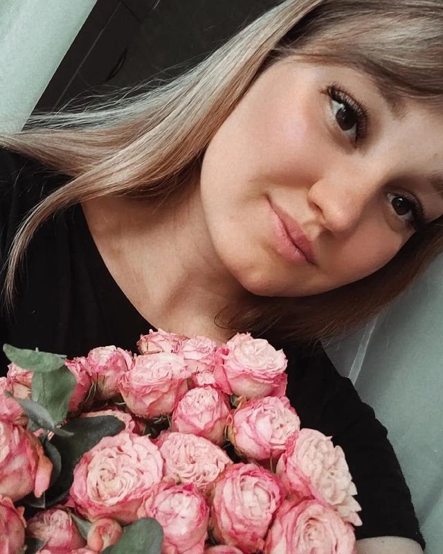 katerina8542 в LOOKY. . Пусть и я тут буду🌼