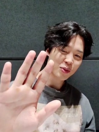 official_by_jeonlunette в LOOKY. . my mochi🐣