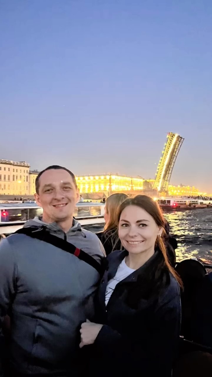 lebedeva_travel_agent in LOOKY. #питер,#разводныемосты,#белыеночи. #питер #разводныемос...