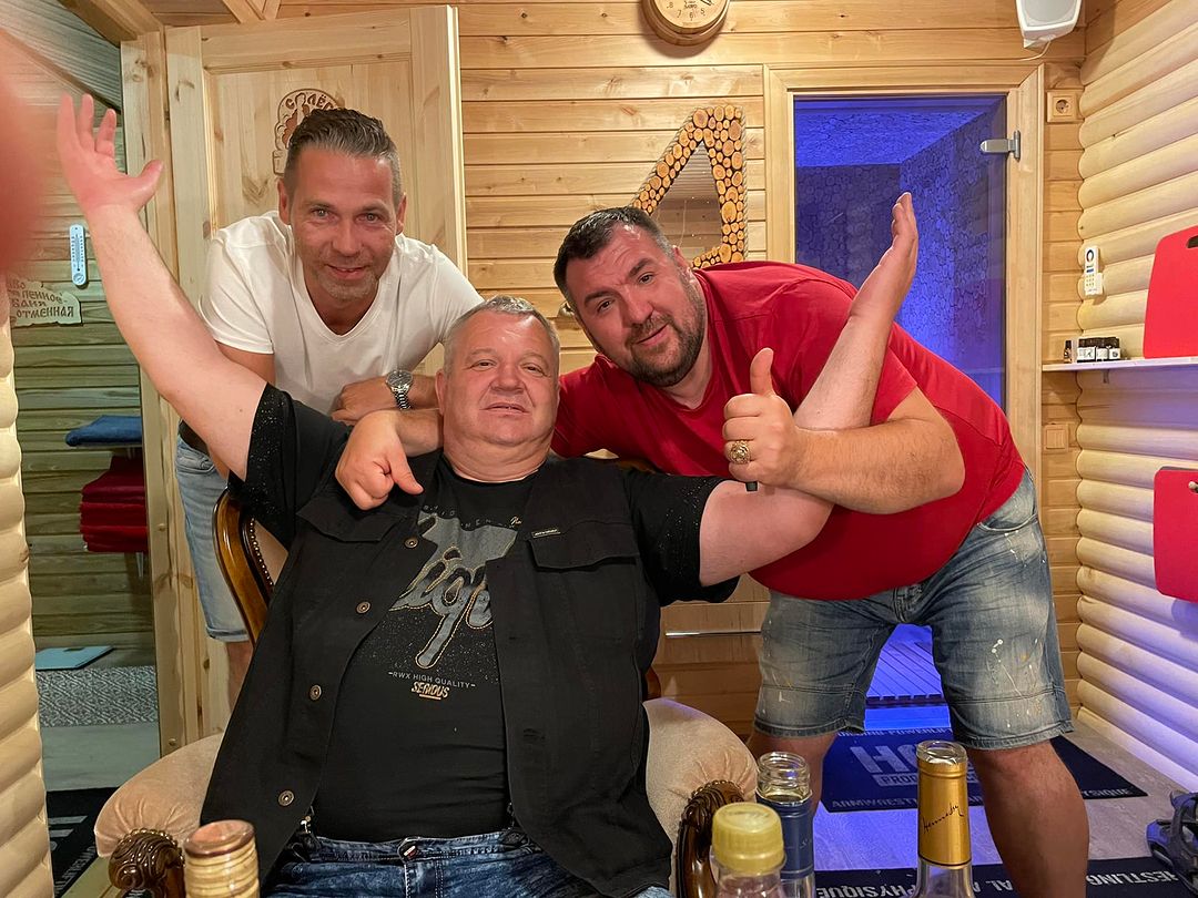 sergeisumin в LOOKY — Коротаем вечер в нашей любимой деревне !