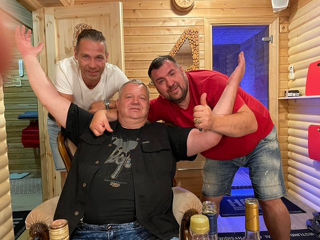 sergeisumin в LOOKY. . Коротаем вечер в наш...