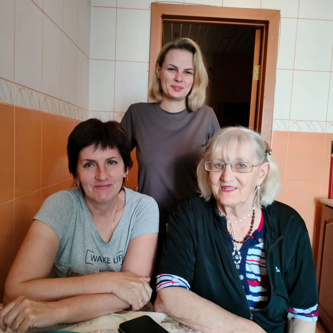 lana_kot_kaliningrad в LOOKY — Первый день в Сибири и такой сюрприз- племяшка Катя приехала
