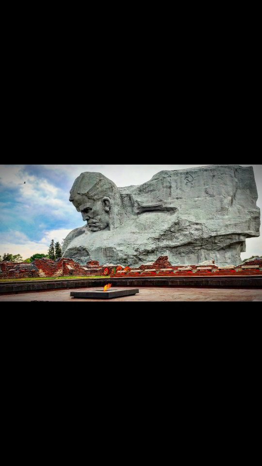 bunny_chainsaw in LOOKY. #belarus. Поездка в Брест
#бре...
