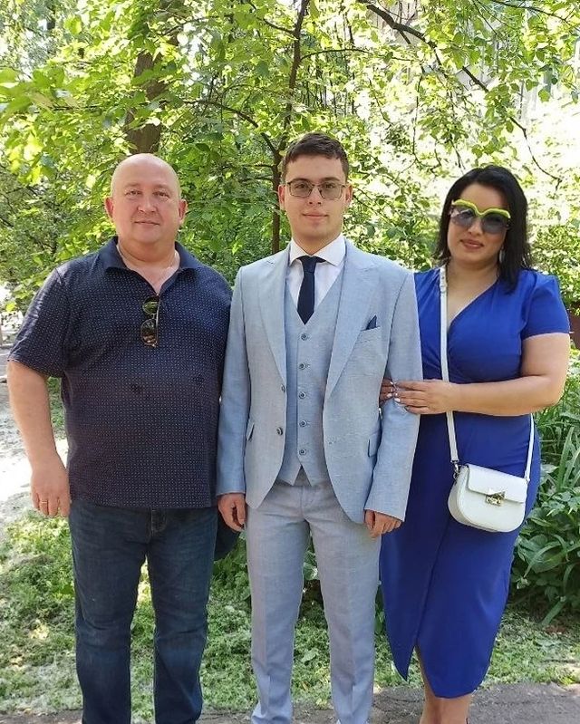 ola.come.va в LOOKY. #выпускник2023,#метеор,#петергоф,#паркалександрия. Выпускной. Часть пер...
