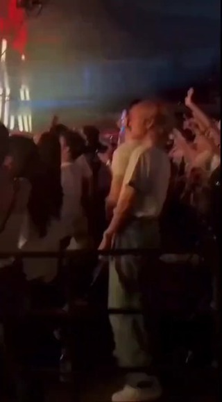 official_by_jeonlunette в LOOKY. . Kim Tae went to Brun...