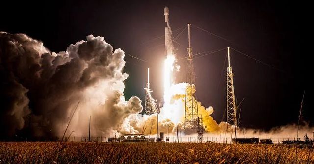 elonmusk14641 в LOOKY. . SpaceX’s Falcon 9 ca...