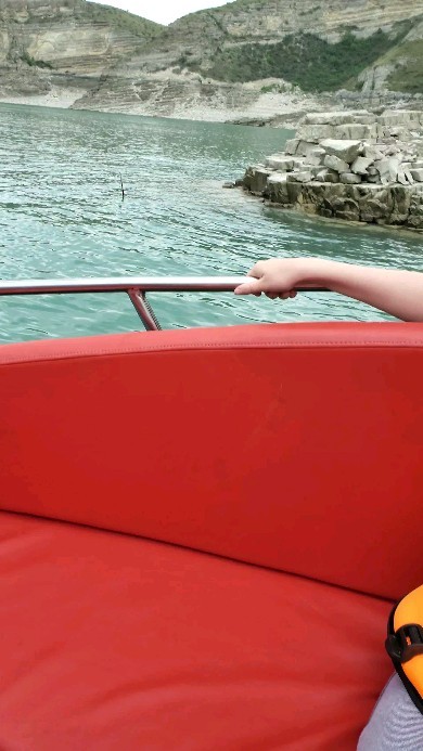 ruslan.salimov92 в LOOKY. . null