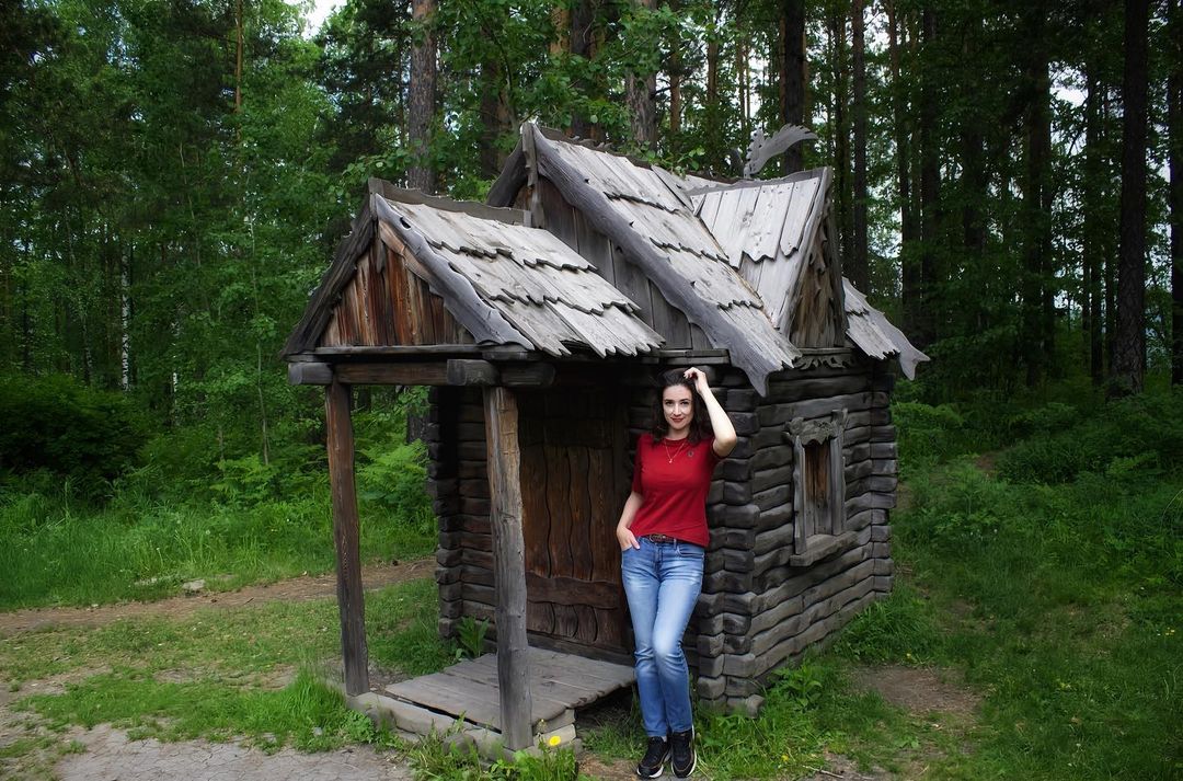 bulavina_evgenia в LOOKY — Вот я и дома……#доступноежильё#живетзимавизбушке#избушкабабыя
