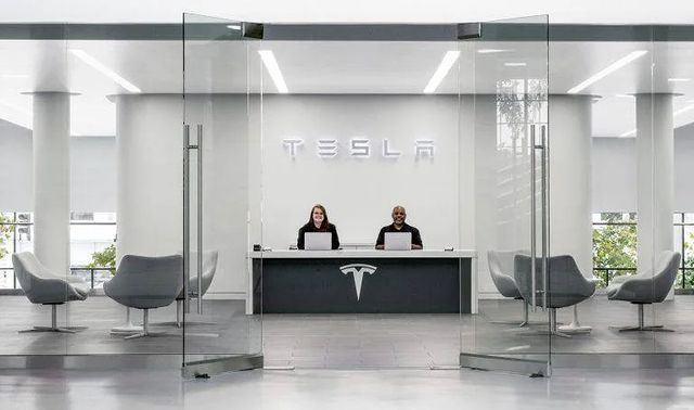 elonmusk14641 в LOOKY. . Elon Musk’s meeting ...