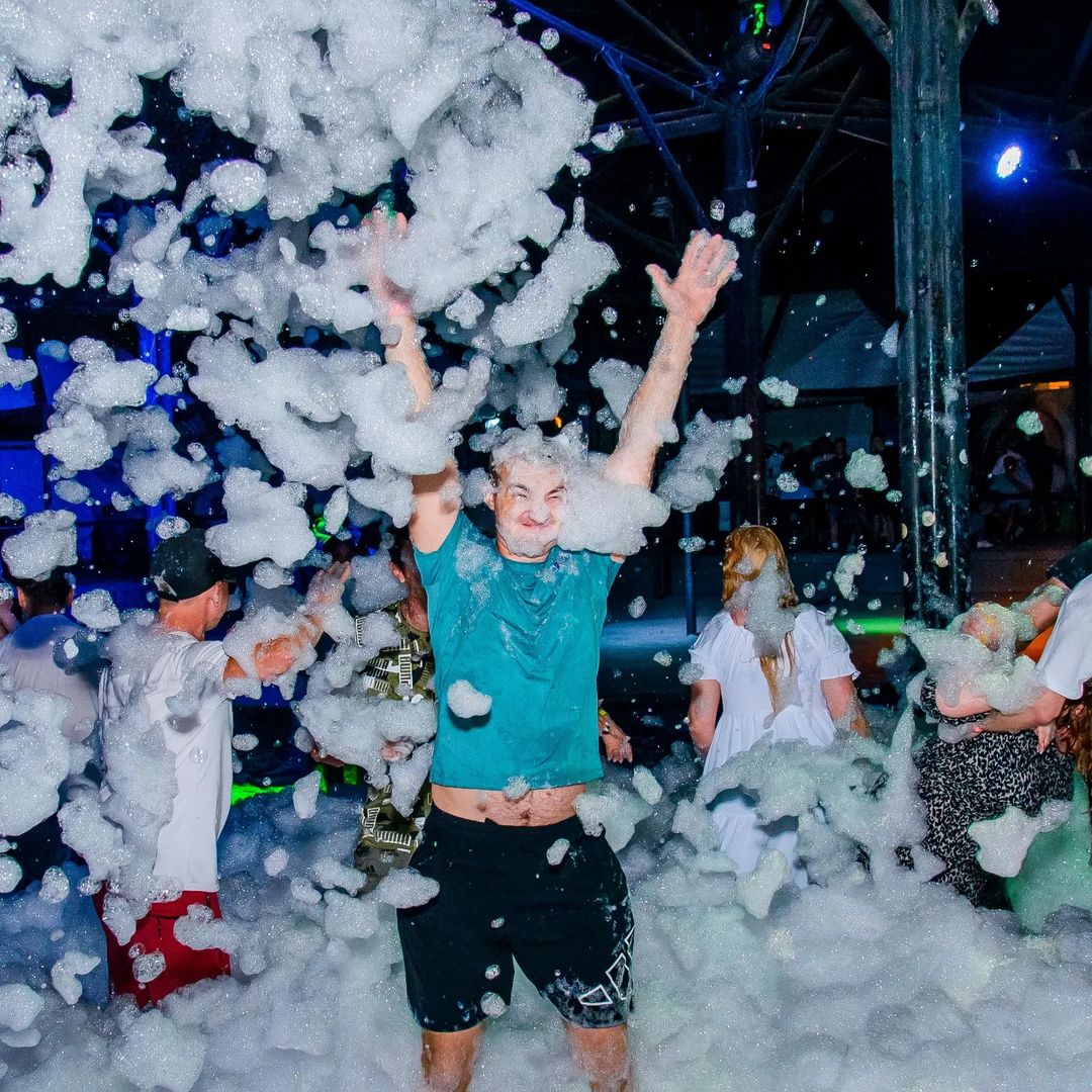 crazy_foam_effect в LOOKY — фото 4
