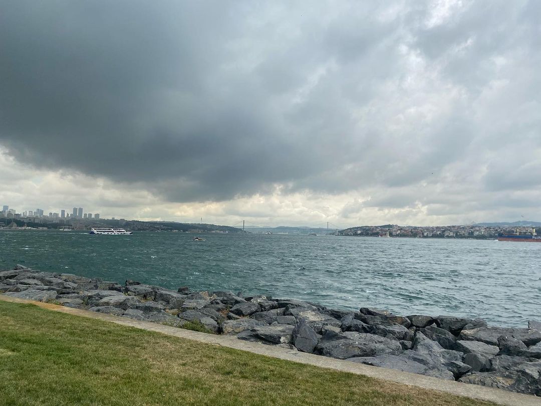 lelya_hiromant в LOOKY — Босфор - там, где встречаются Черное и Мраморное море 🌊

И 