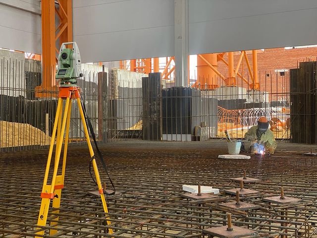 vermesser.one в LOOKY. #sureylife,#totalstation. #sureylife #totalsta...