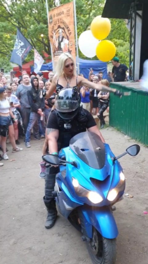 anastasia_terra in LOOKY. #вгостяхубанщика. За несколько дней до...