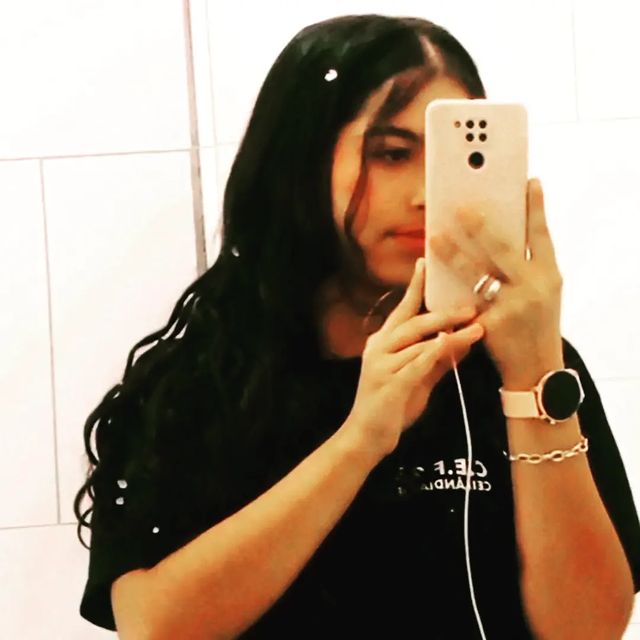 m0nic4__s0us4 в LOOKY. . Curti aí 🤍🤌🏻