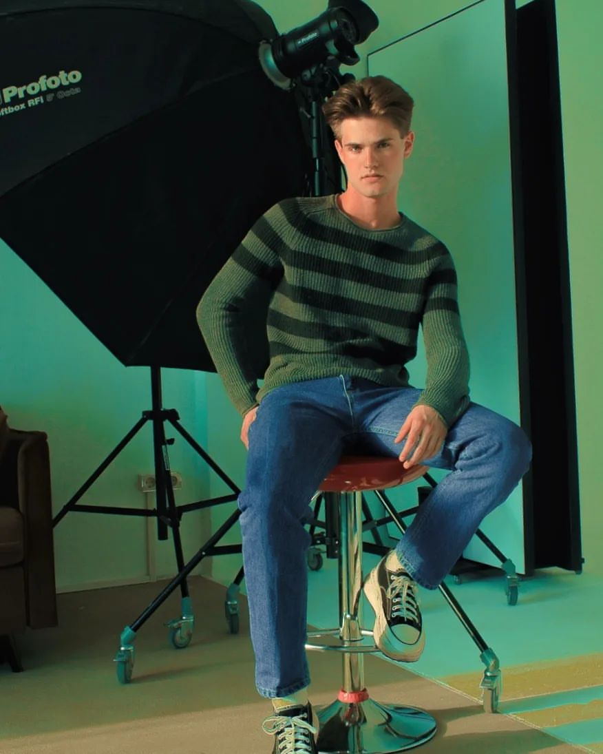 dalivasss in LOOKY. #ideaforphoto,#model,#testshoot,#modelportfolio,#boy,#style,#moscow,#studio. Ph: @eg_ti_vl 
•
Вче...