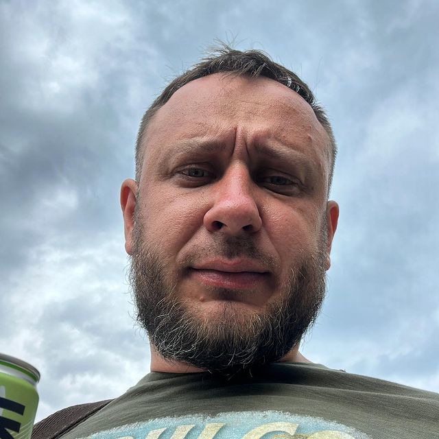 suravtsov в LOOKY. . Молодость — заблужде...