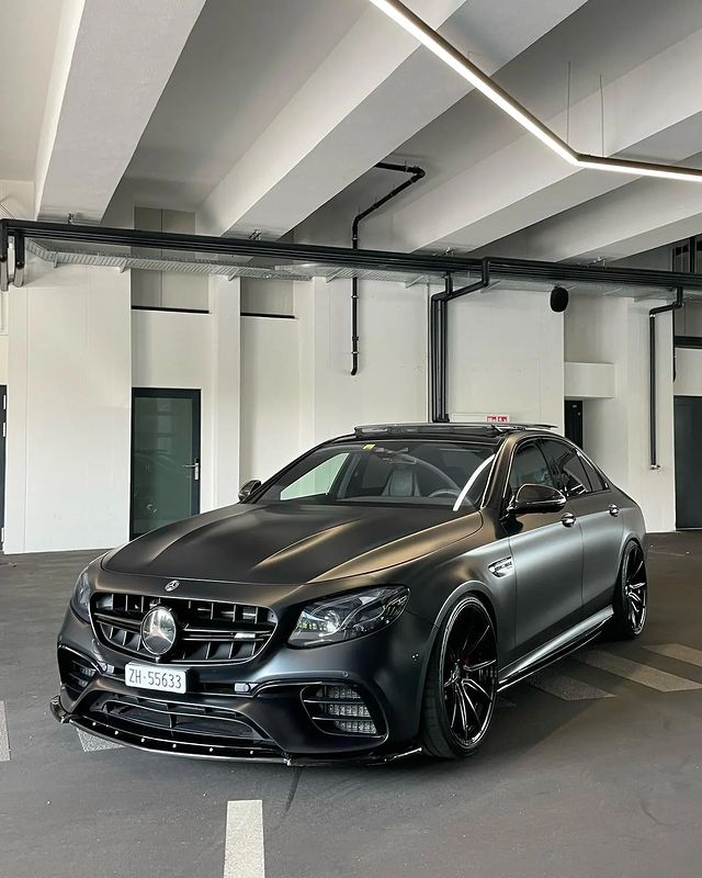 Amg в LOOKY. #brabus,#eclass,#4matic,#amg,#affalterbach,#cars,#kompressor,#amg63,#mercedesbenzamg,#amg63s,#w213,#e63,#e550,#brabus800,#amglovers,#amgperformance,#amgclub,#amglife,#amgpower,#amggang,#amglove,#63amg,#luxurycars,#v8biturbo. E63s AMG W213

#brab...