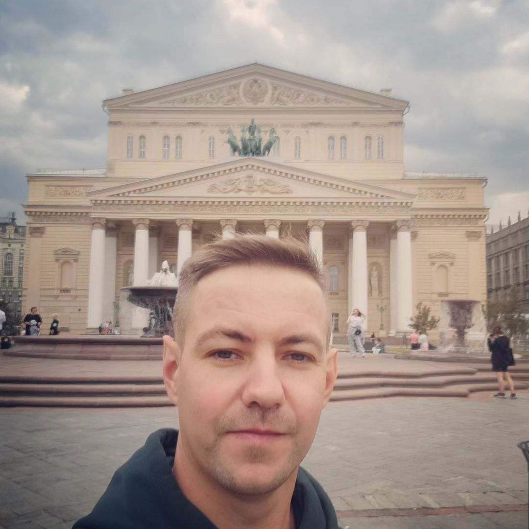 grey.kk в LOOKY — #moscow #bigtheatre
