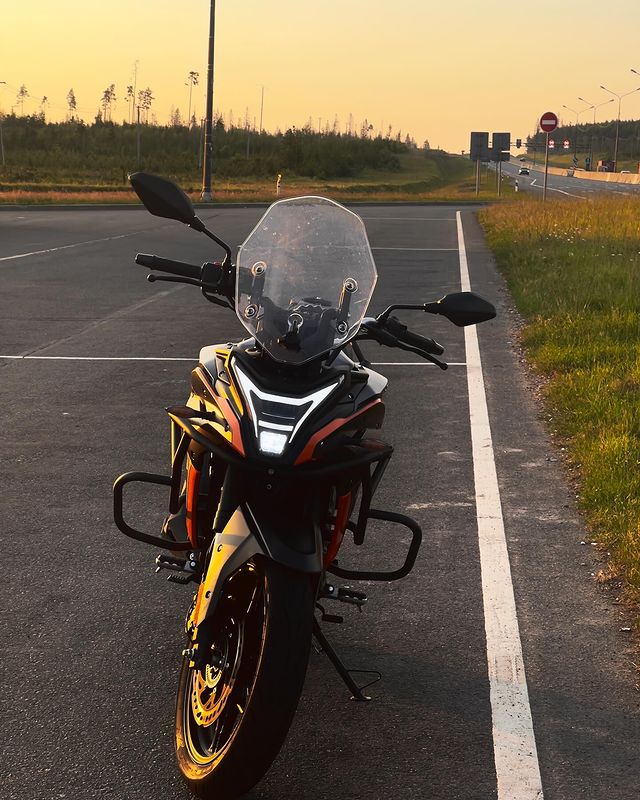 mikhail_ryzhov в LOOKY. #moto,#motorcycle,#мото,#russia,#bike,#мотоцикл,#motolife,#instagood,#fiveadvancedgloves,#voge,#vogerussia. #moto #motorcycle #м...