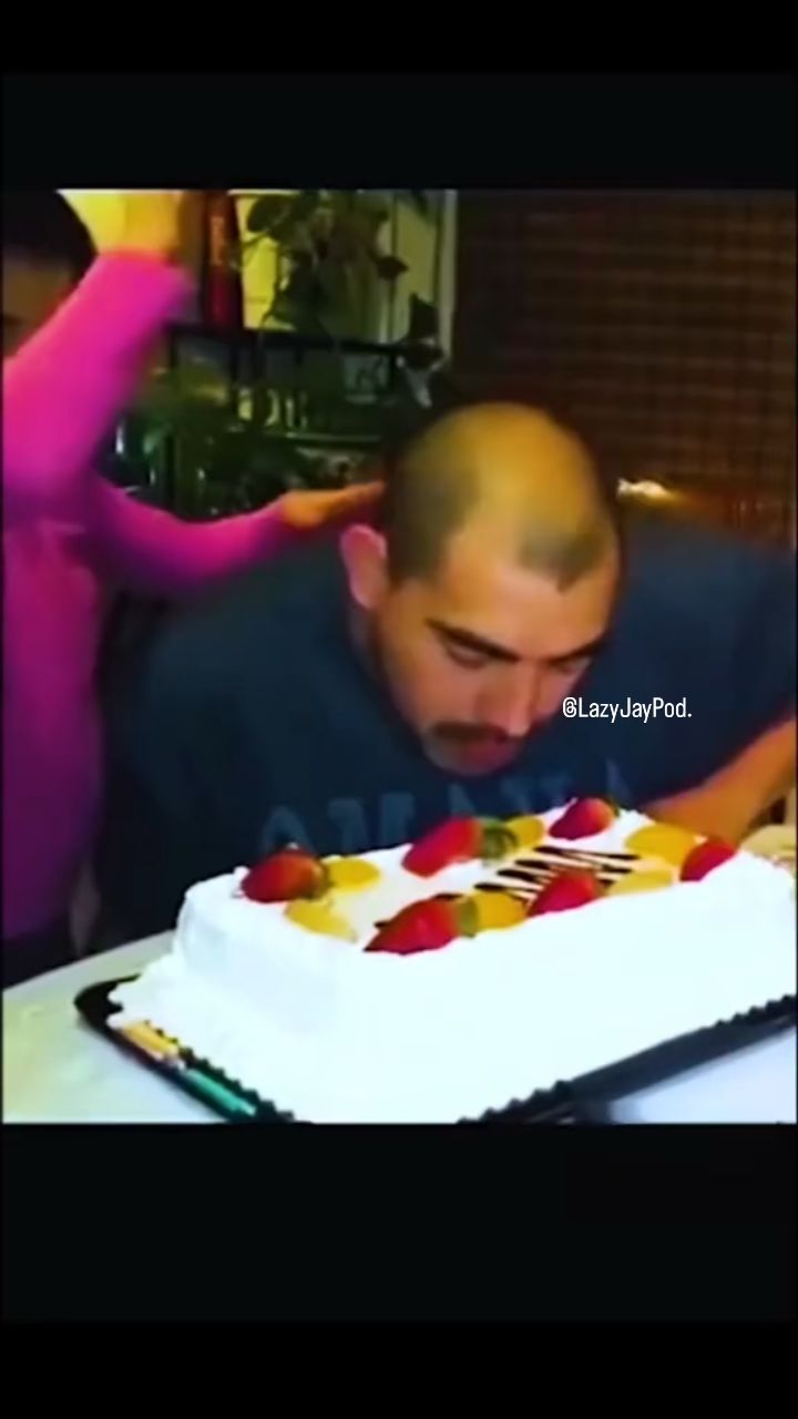 lazyjaypod в LOOKY. #comedy,#baby,#funny,#laugh,#babyinsta,#laughoutloud,#meme,#instagood,#explorar,#instagram,#viral,#followforfollowback,#like,#comment,#instagood,#instadaily,#instagram. Try not to laugh pt2...