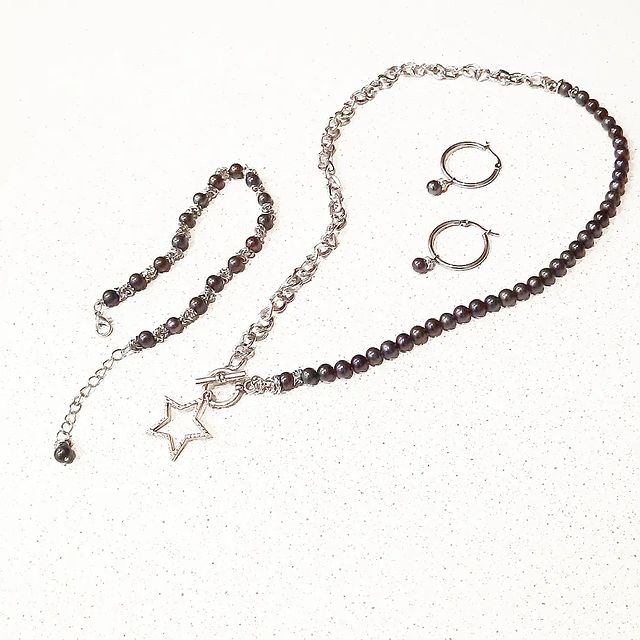 broshka_nahodka в LOOKY. #браслет#колье#ожерелье#чекер#серьги. Комплект из трех пре...